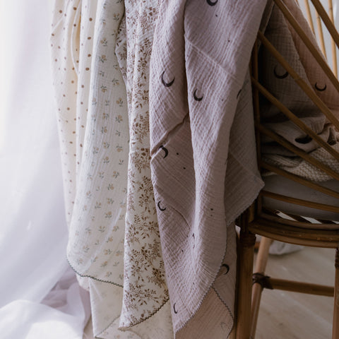 Swaddles