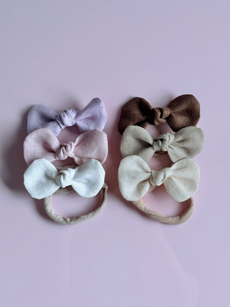 Signature Bows (Clip)