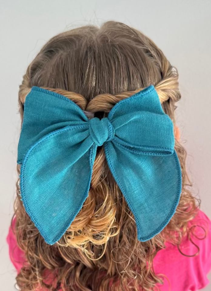 Lola Bow Clip