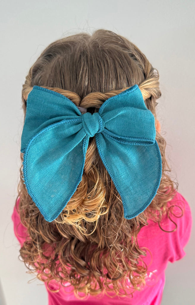 Lola Bow Clip