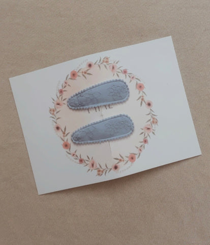 Embroidery Blue Clip Set