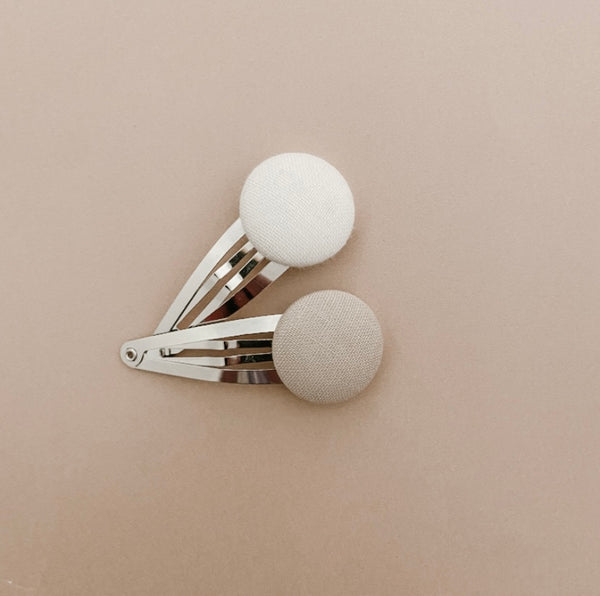 Neutral Button Clip Set