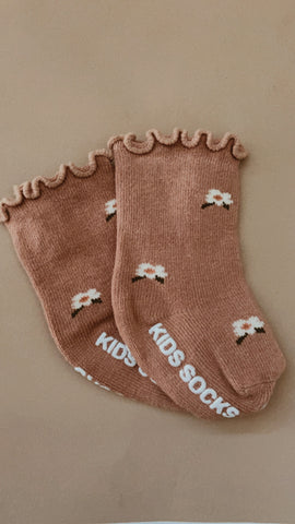 Dusty Pink Cotton Frill Flower Socks